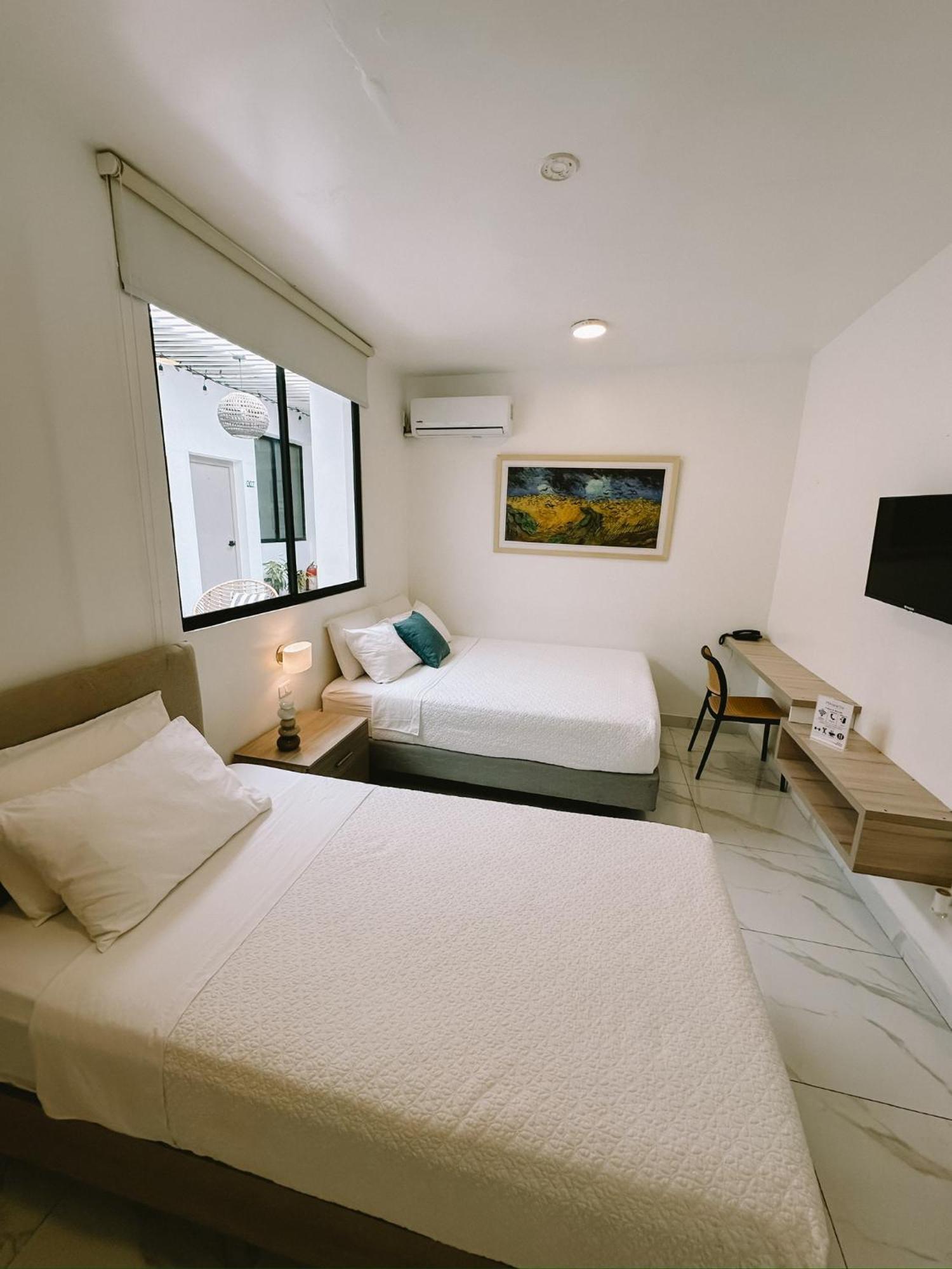 Manakin Hostal & Resto 만타 외부 사진